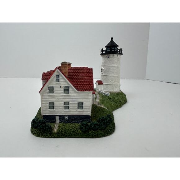 Harbour Lights Nobska Lighthouse HL203 1997 Limited Edition 1077 of 9500 - Picture 5 of 10